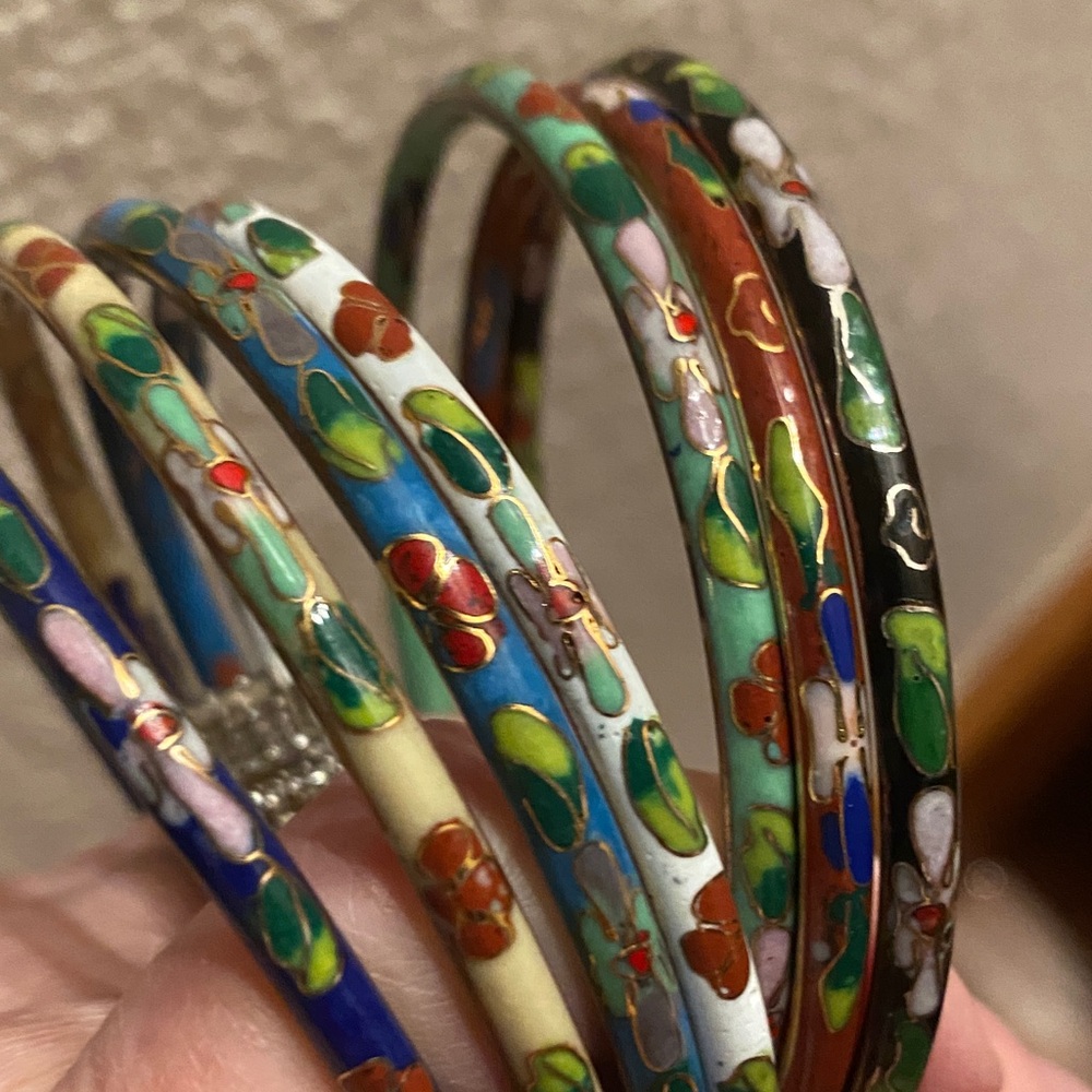 Vintage petite Colorful Cloisonné Enamel Bangle Set 7